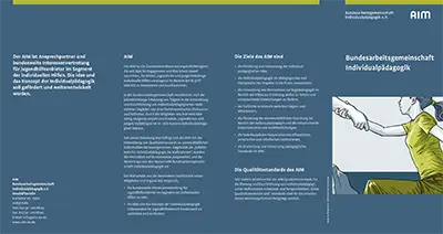 Vorschaubild blauer Flyer für das AIM